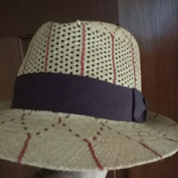 Male Hat - Picture 3 of 3